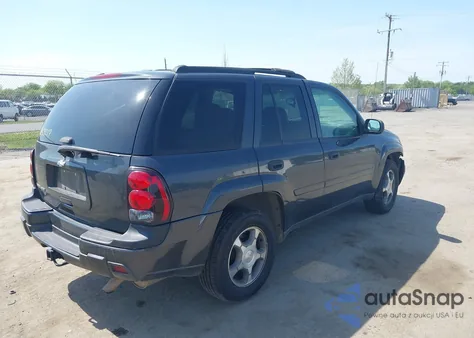 2007 Chevrolet Trailblazer Ls из США, поврежденный, VIN 1GNDS13S272240140